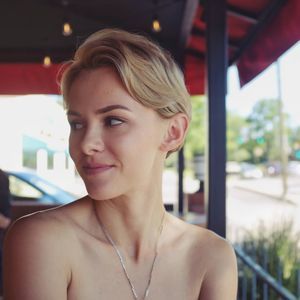 Meet your Posher, Nina